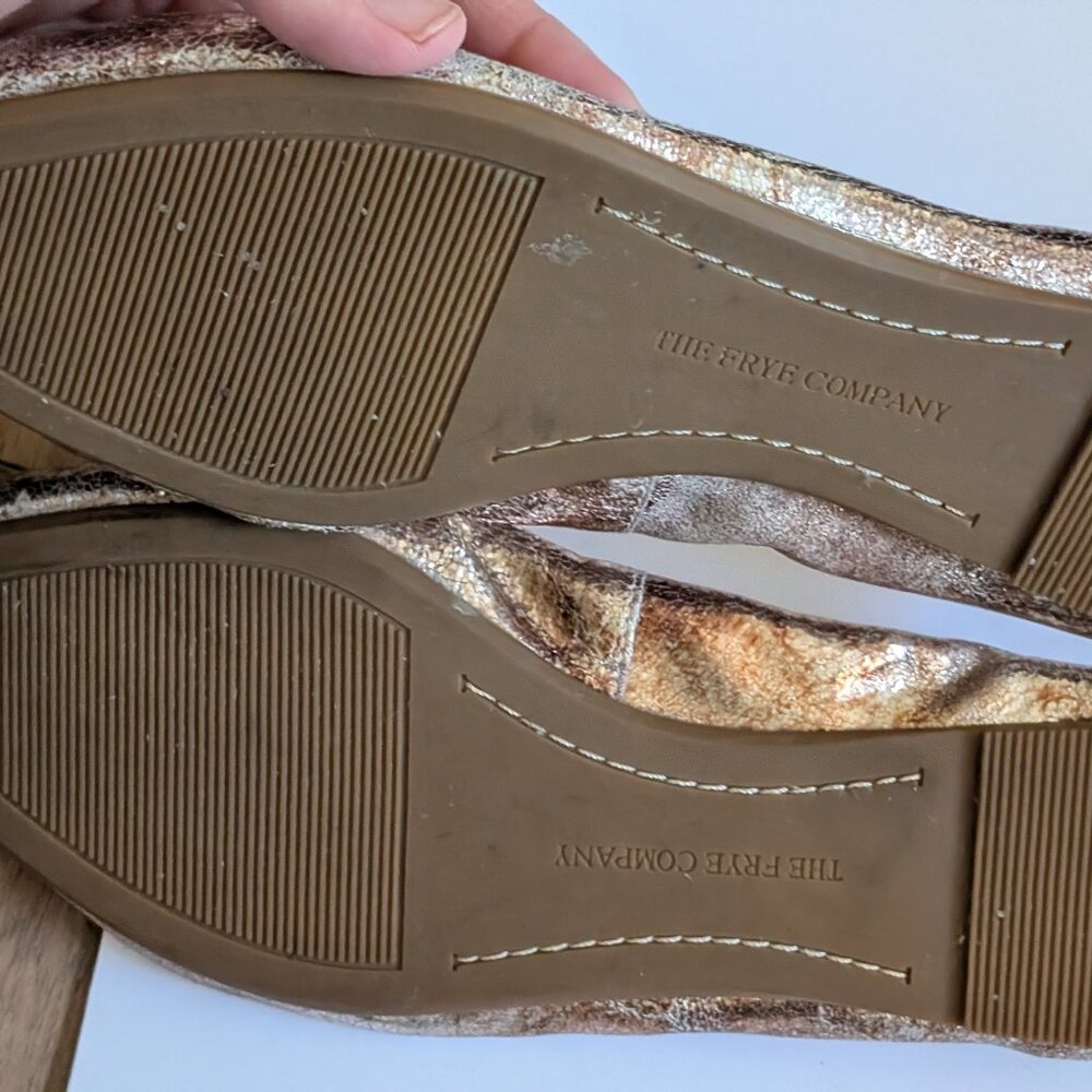 Great condition FRYE women's metallic Regina Ballet Flats Size 10 - Picture 11 of 13